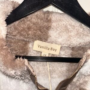 Vanilla Bay Fuzzy Zip-Up Jacket